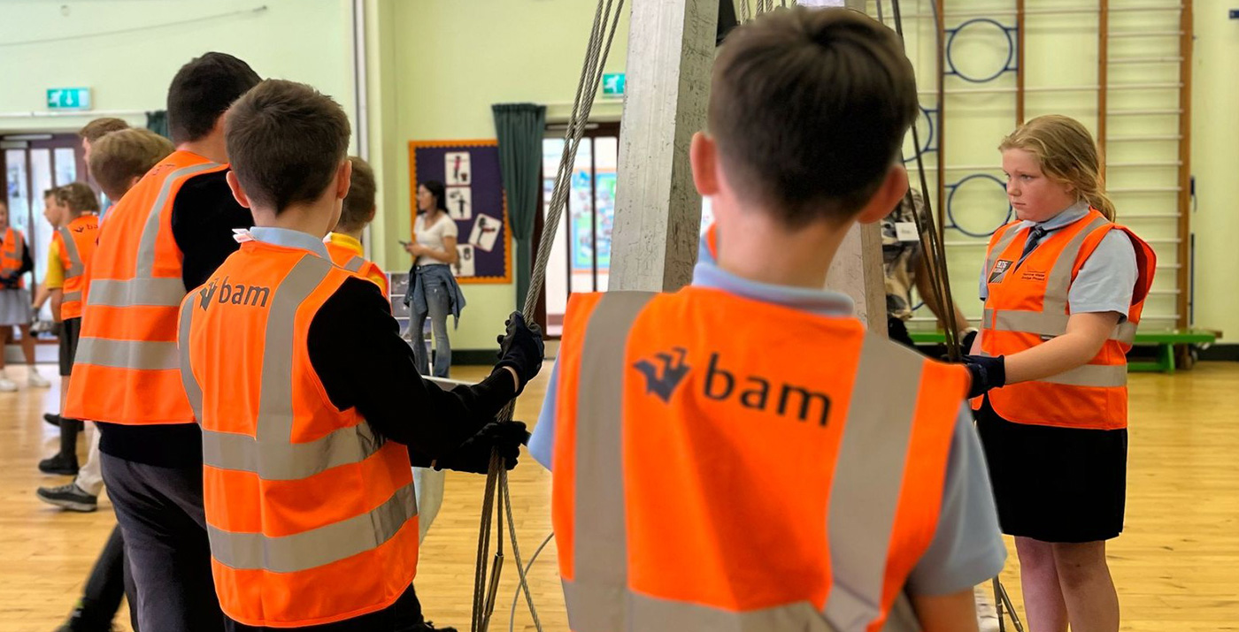 The Big Bridge Build for community - Narrow Water Bridge