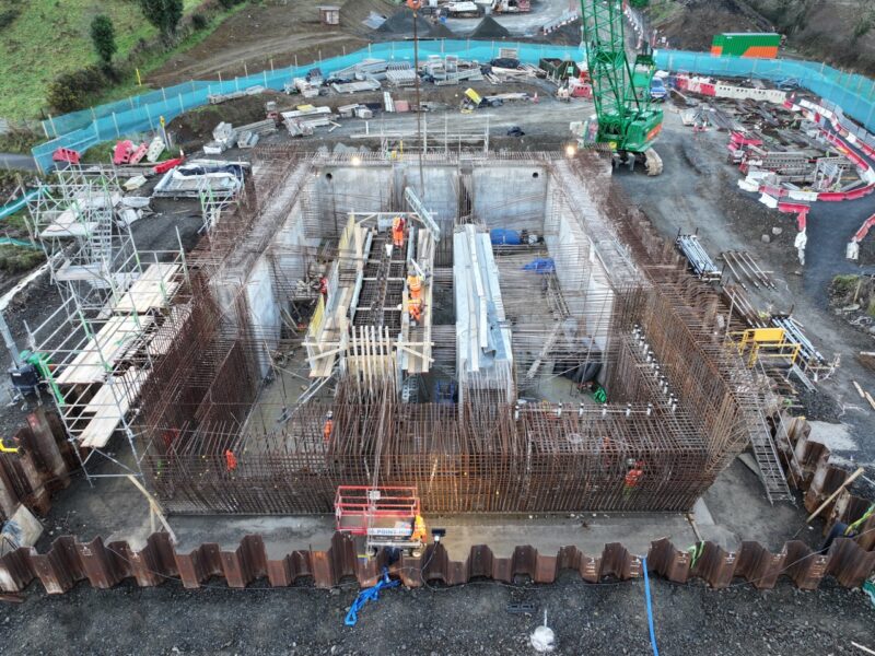 Construction of the Narrow Water Bridge connecting Northern Ireland and the Republic of Ireland