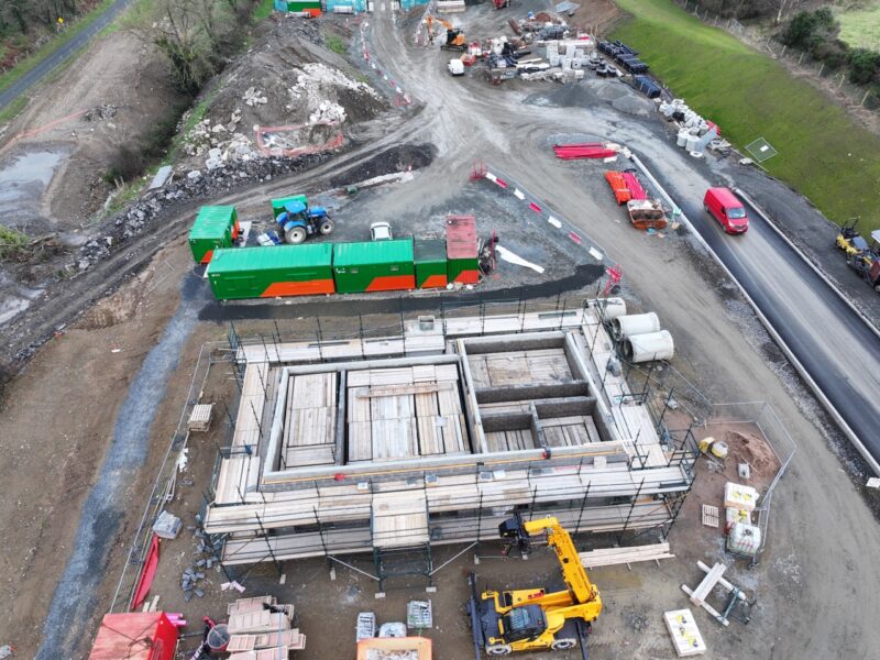 Construction of the Narrow Water Bridge connecting Northern Ireland and the Republic of Ireland