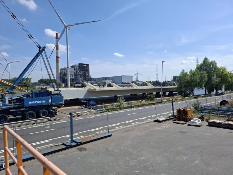 Deck transported by Barge